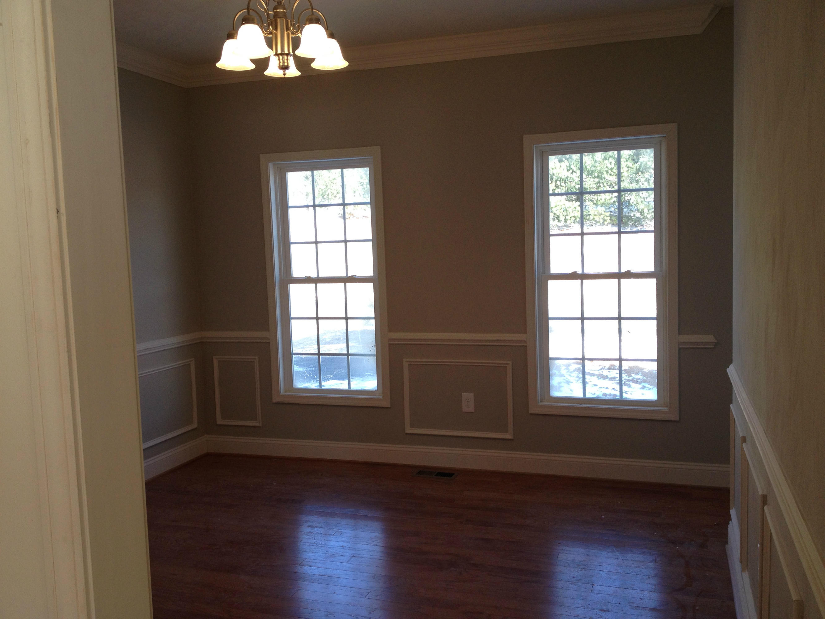 6080 Roselawn Road Roanoke, VA 24018 - Photo 10 of 51 IMG_3436