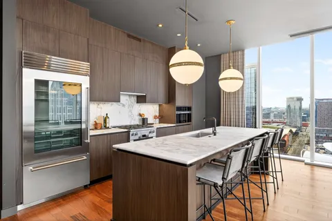 $2,995,000 | 160 2nd Avenue South, Unit 2501, Nashville, TN 37201