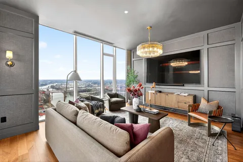 $2,995,000 | 160 2nd Avenue South, Unit 2501, Nashville, TN 37201