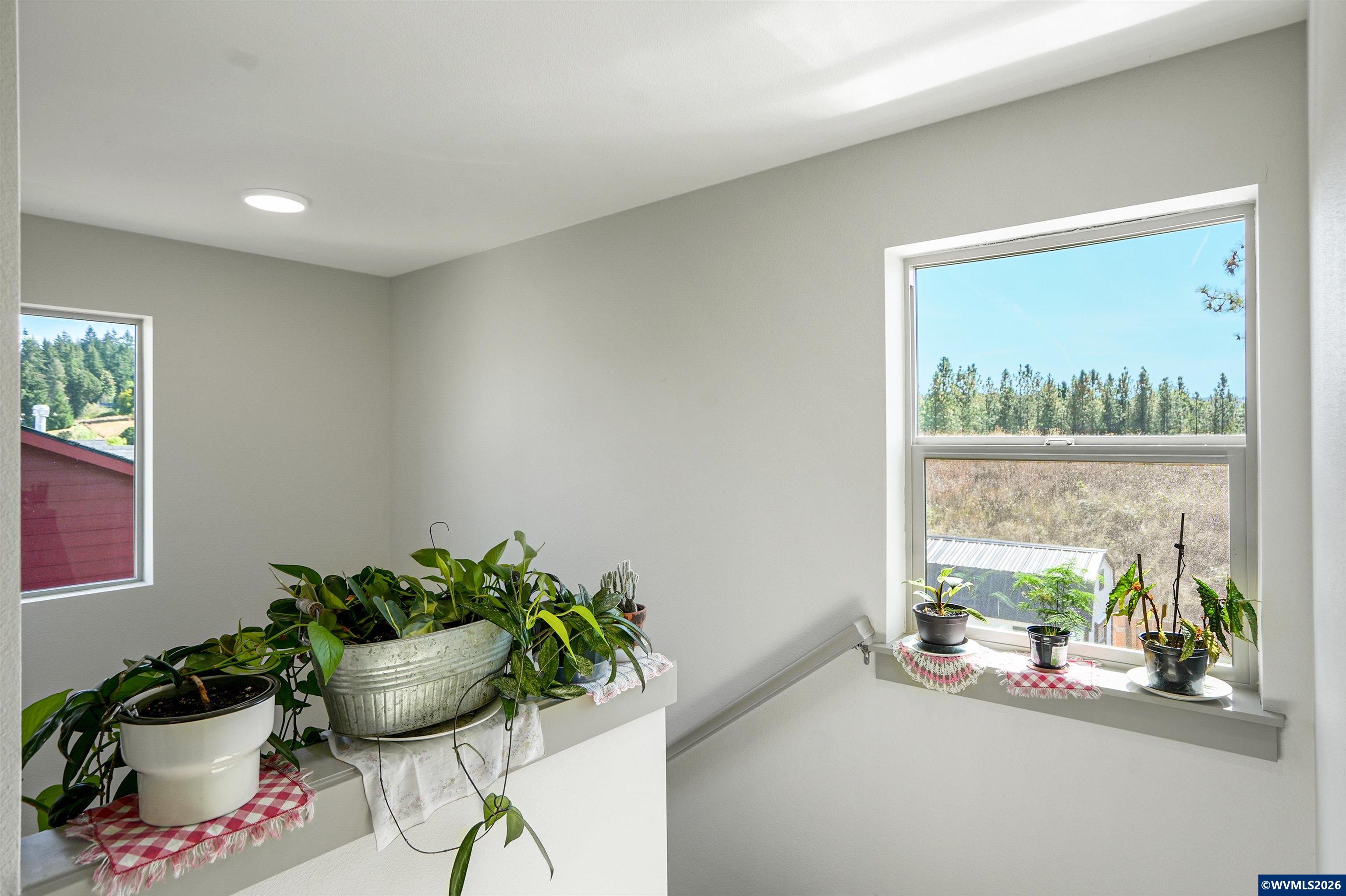 451 Southwest Rose Avenue Dallas, OR 97338 - Photo 25 of 33