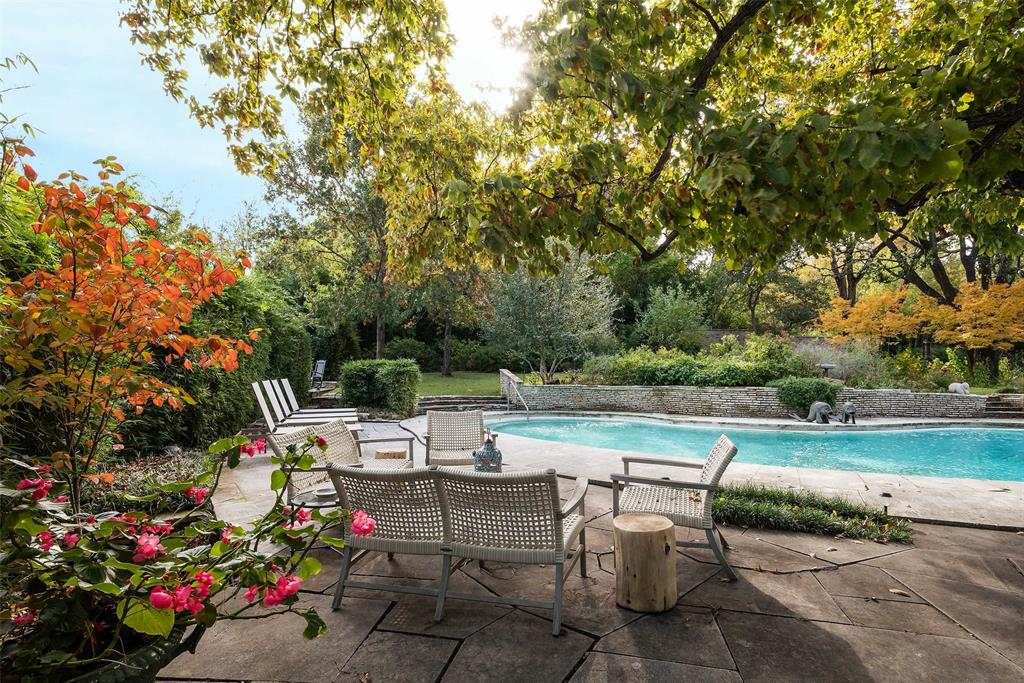 The most beautiful setting high on the Bluff