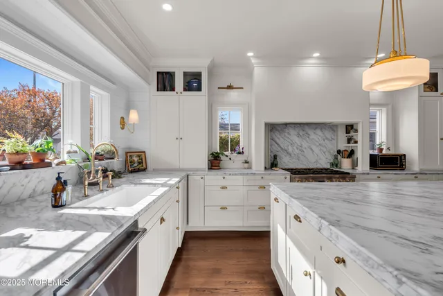 $2,399,000 | 817 Ocean Road, Spring Lake Heights, NJ 07762