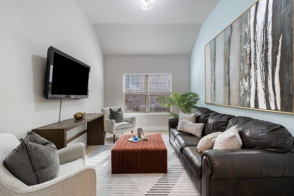 5613 Gunnison Turn Road Austin, TX 78738 - Photo 21 of 39 Flex Room / Den