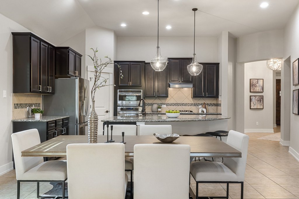 5613 Gunnison Turn Road Austin, TX 78738 - Photo 9 of 39