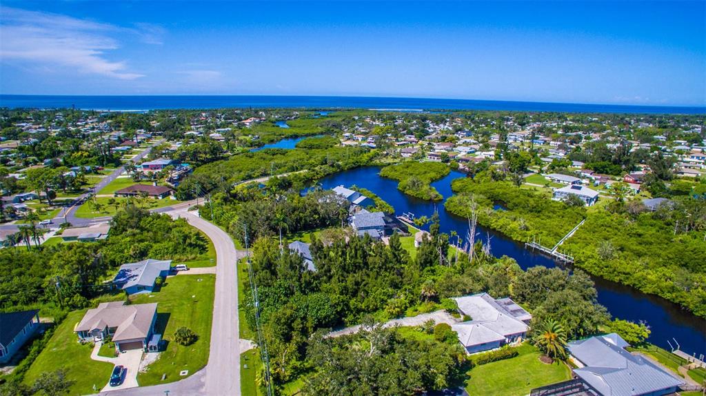 Lemon Bay Drive Venice, FL 34293 - Photo 19 of 22