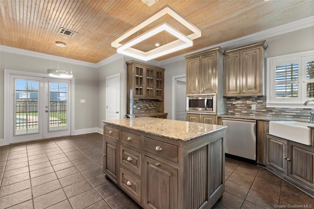 2402 Fox Hollow Lake Charles, LA 70605 - Photo 7 of 40