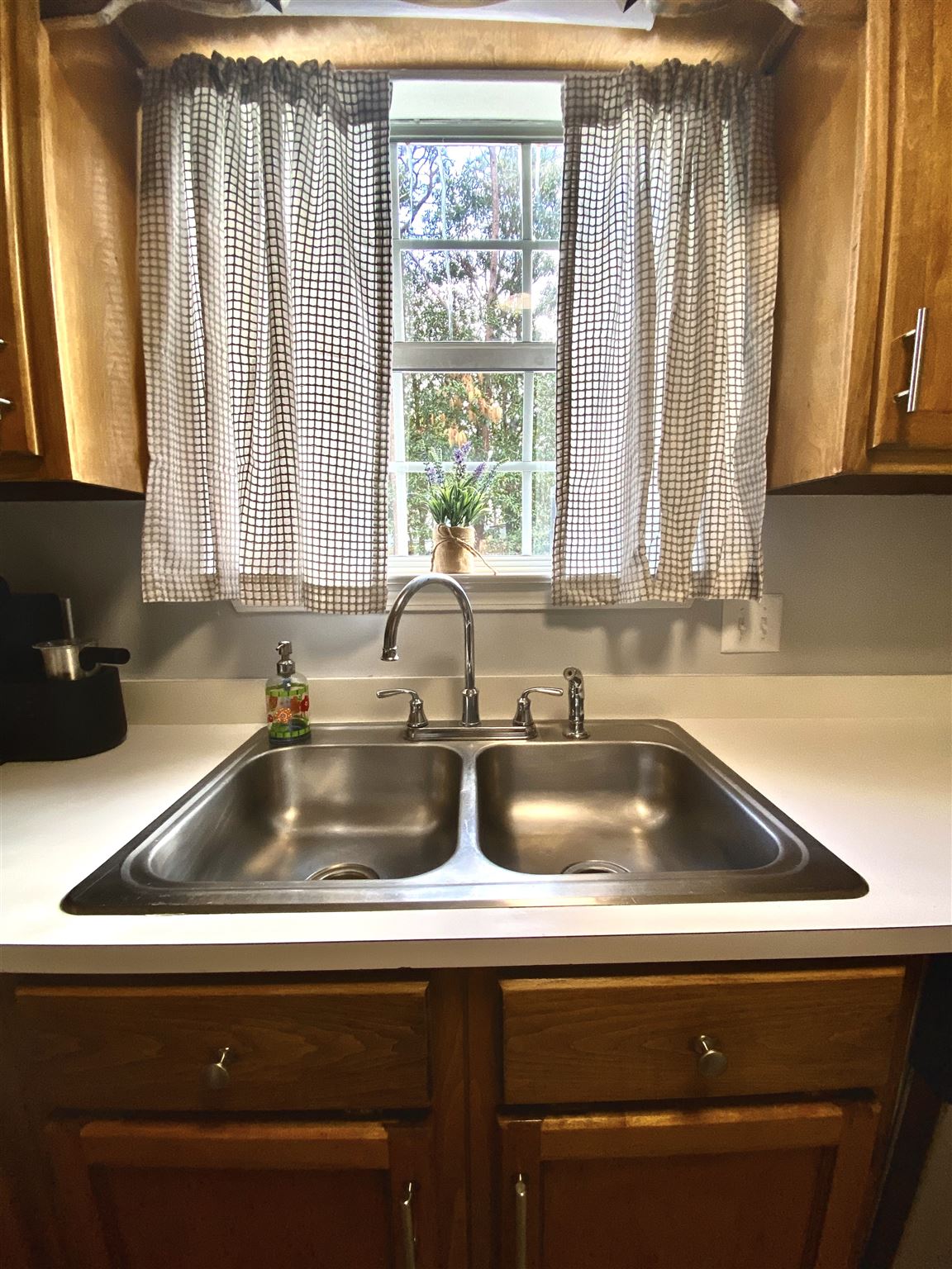 108 Richmond Road Daphne, AL 36526 - Photo 8 of 18 Kitchen