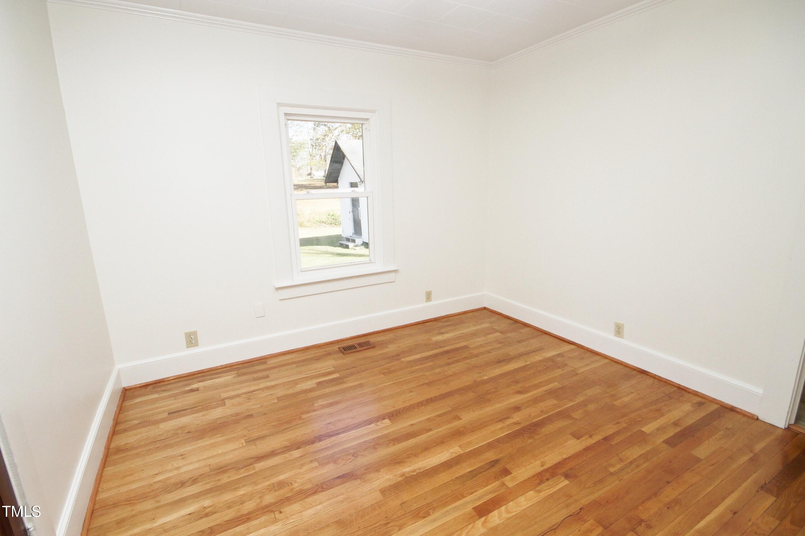 659 Loop Road Burlington, NC 27217 - Photo 20 of 25 22 Office with closet