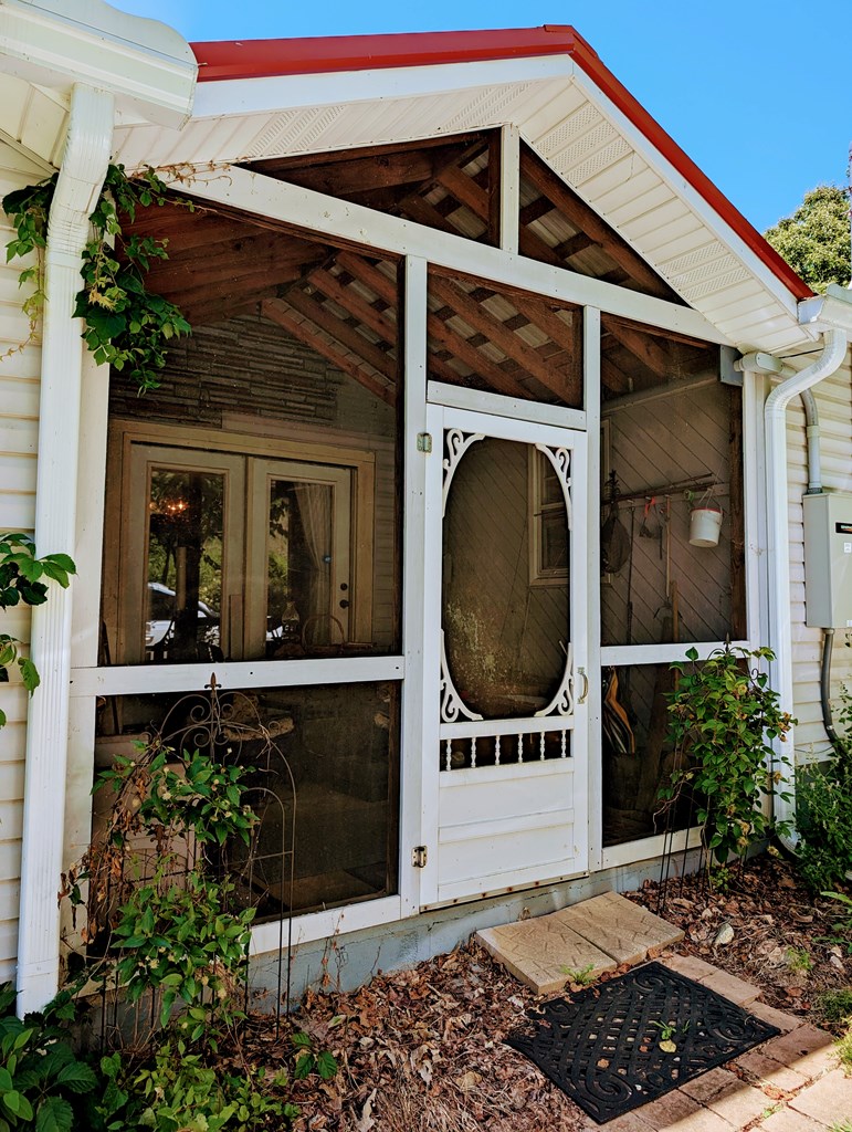 169 East Vineyard Road Hayesville, NC 28904 - Photo 26 of 61 Gallery Image 26