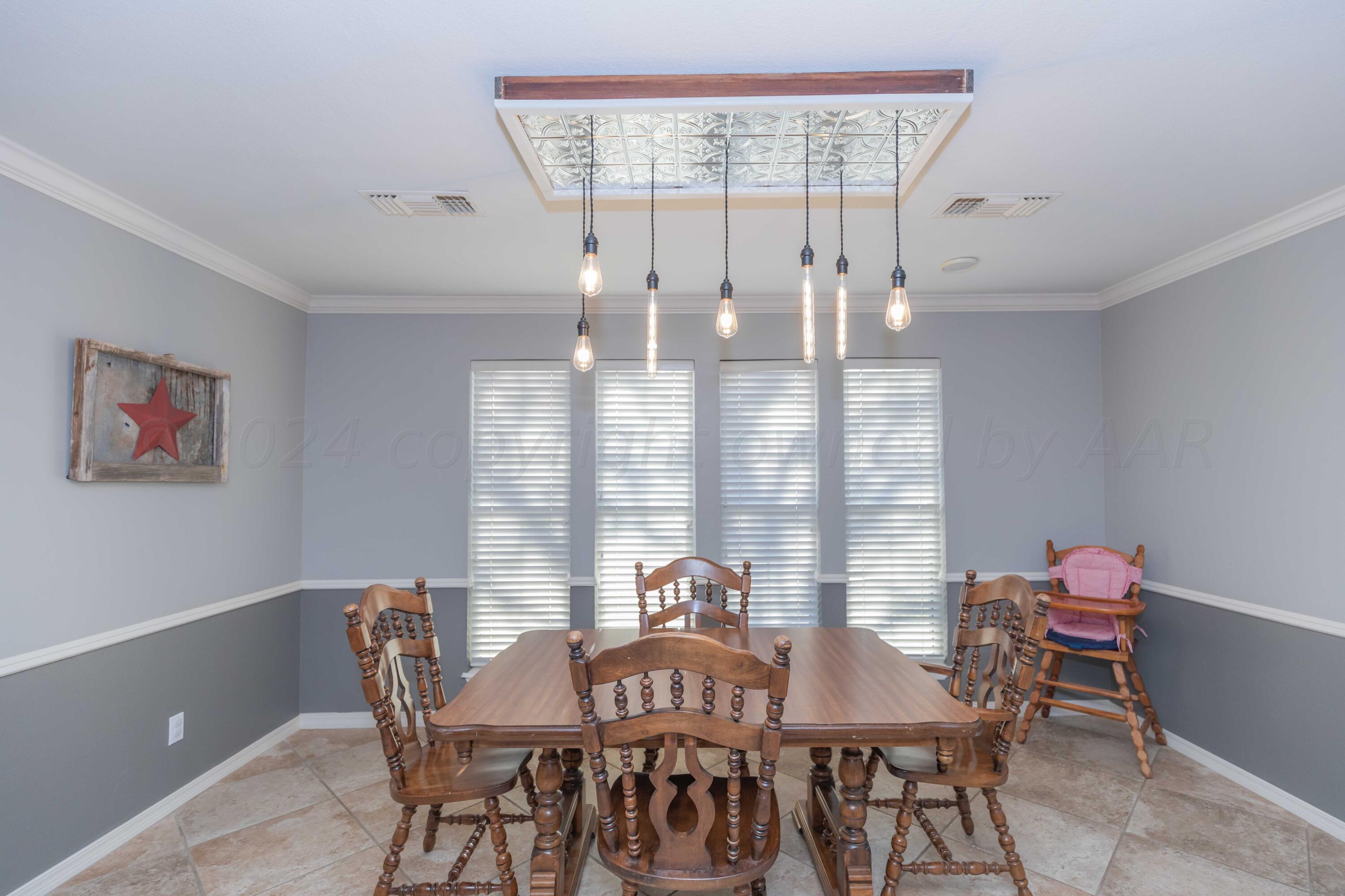 7010 Sunburst Street Amarillo, TX 79110 - Photo 4 of 39 DINING VIEW 3