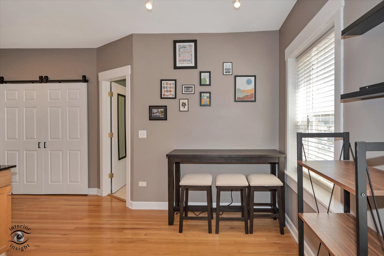 2537 Prairie Avenue, Unit 2E Evanston, IL 60201 - Photo 11 of 21 a view of a livingroom with furniture and a window