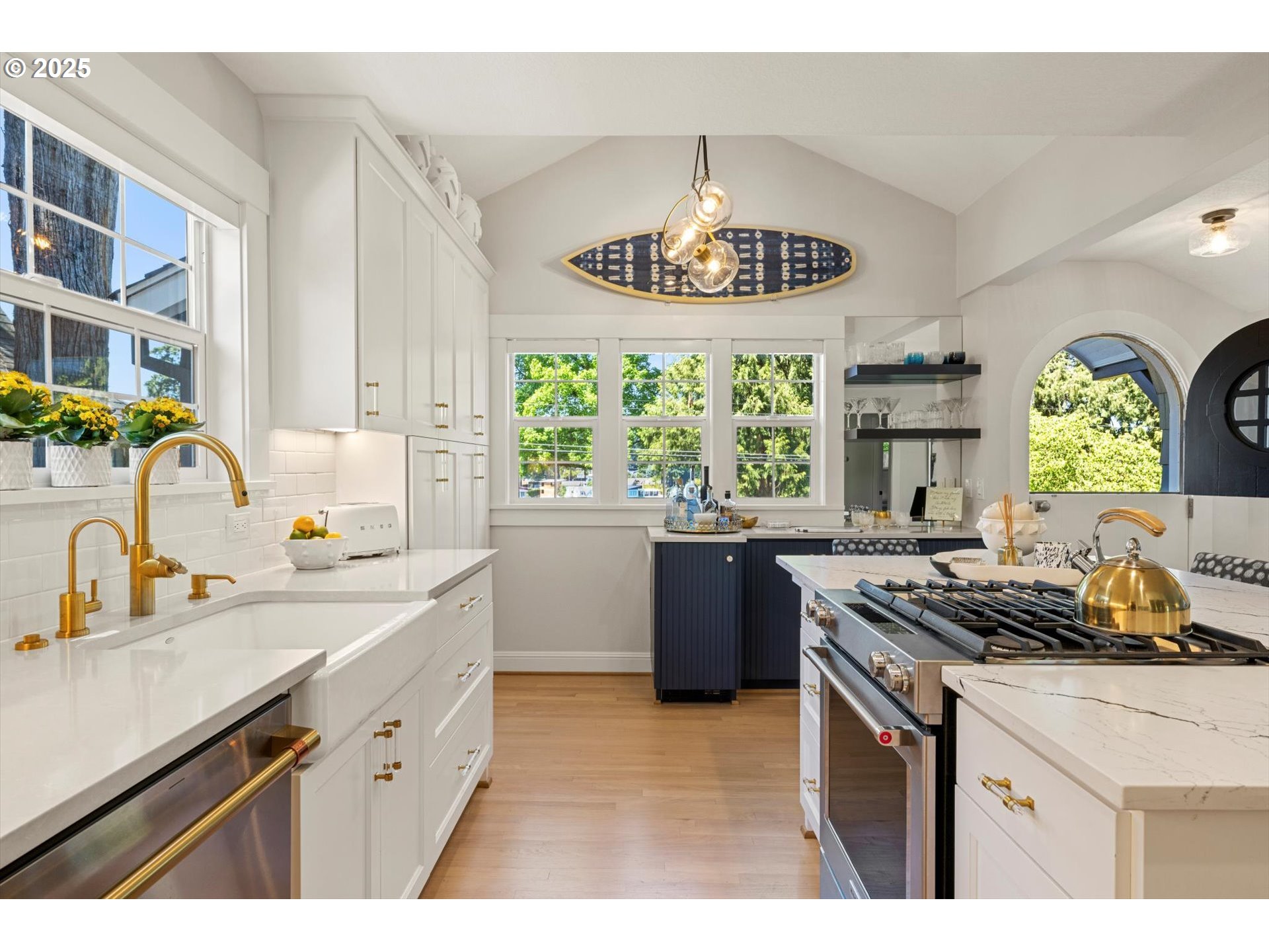 364 North Shr Road Lake Oswego, OR 97034 - Photo 15 of 43 Gallery Image 15