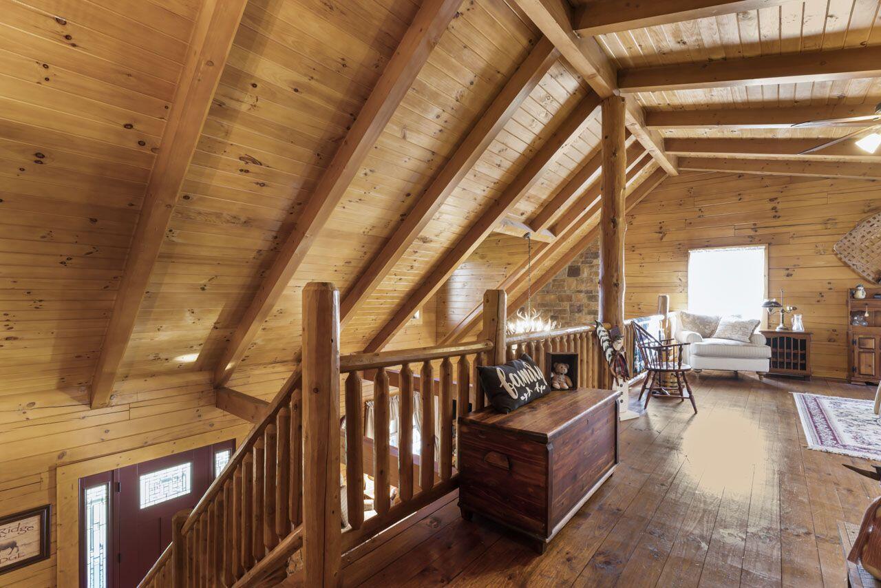 17040 Murray Road Mount Vernon, OH 43050 - Photo 37 of 64 Overlooks the Family Room and Kitchen!