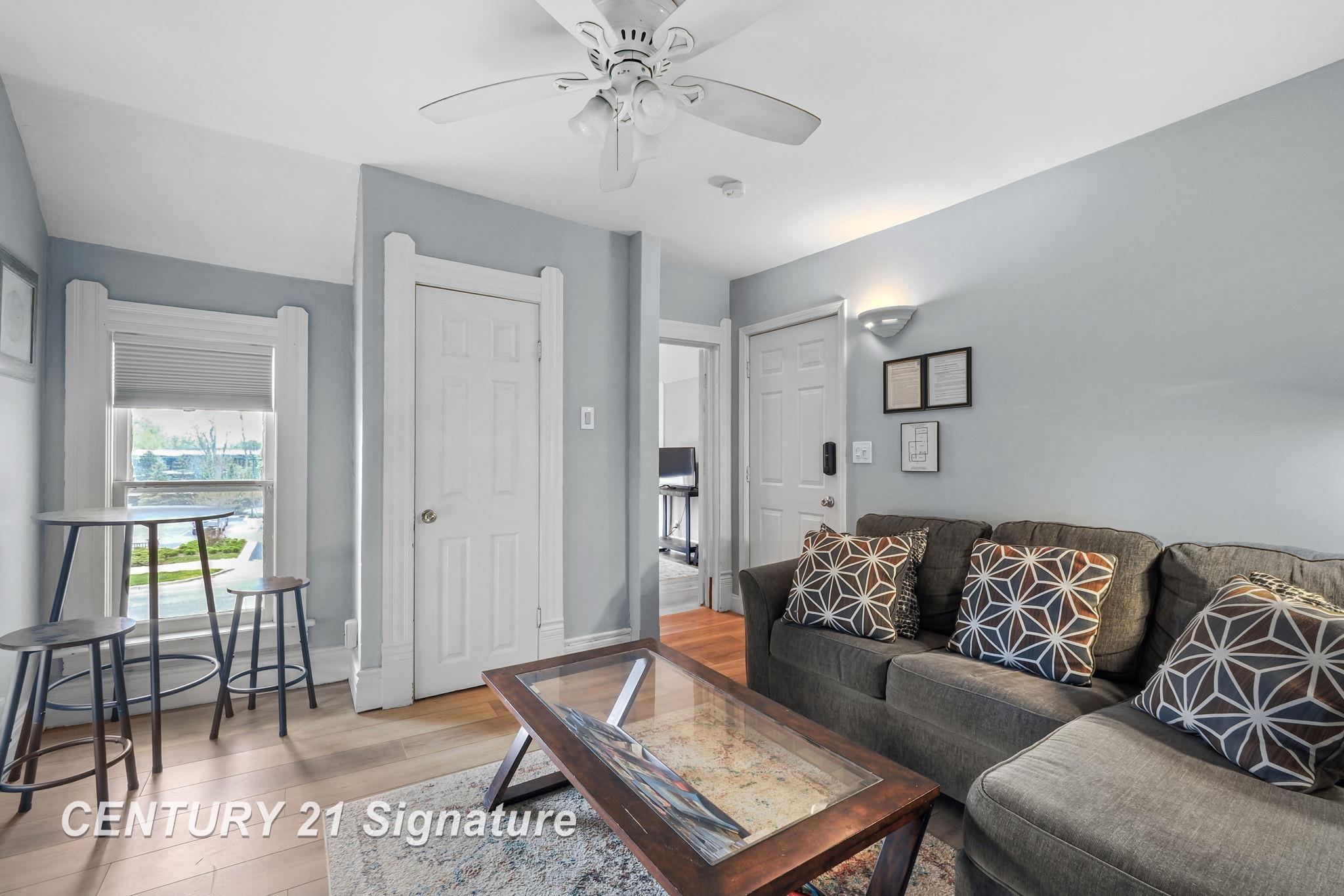 607 West Front Street Traverse City, MI 49684 - Photo 27 of 43