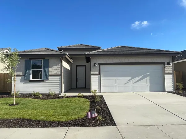 $429,300 | 16249 West David Avenue, Kerman, CA 93630