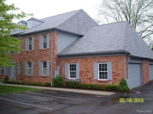 1625 Huntington Park Rochester, MI 48309 - Photo 1 of 6 Front