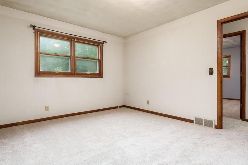12222 Rae Ann Road Roscoe, IL 61073 - Photo 31 of 40