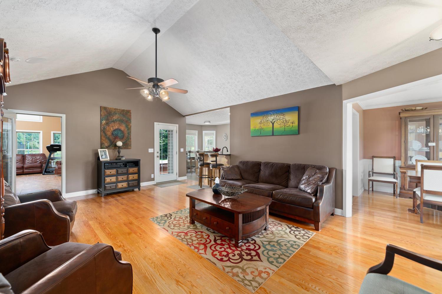 147 Farmer Road Clarksville, TN 37043 - Photo 6 of 30 Gallery Image 6