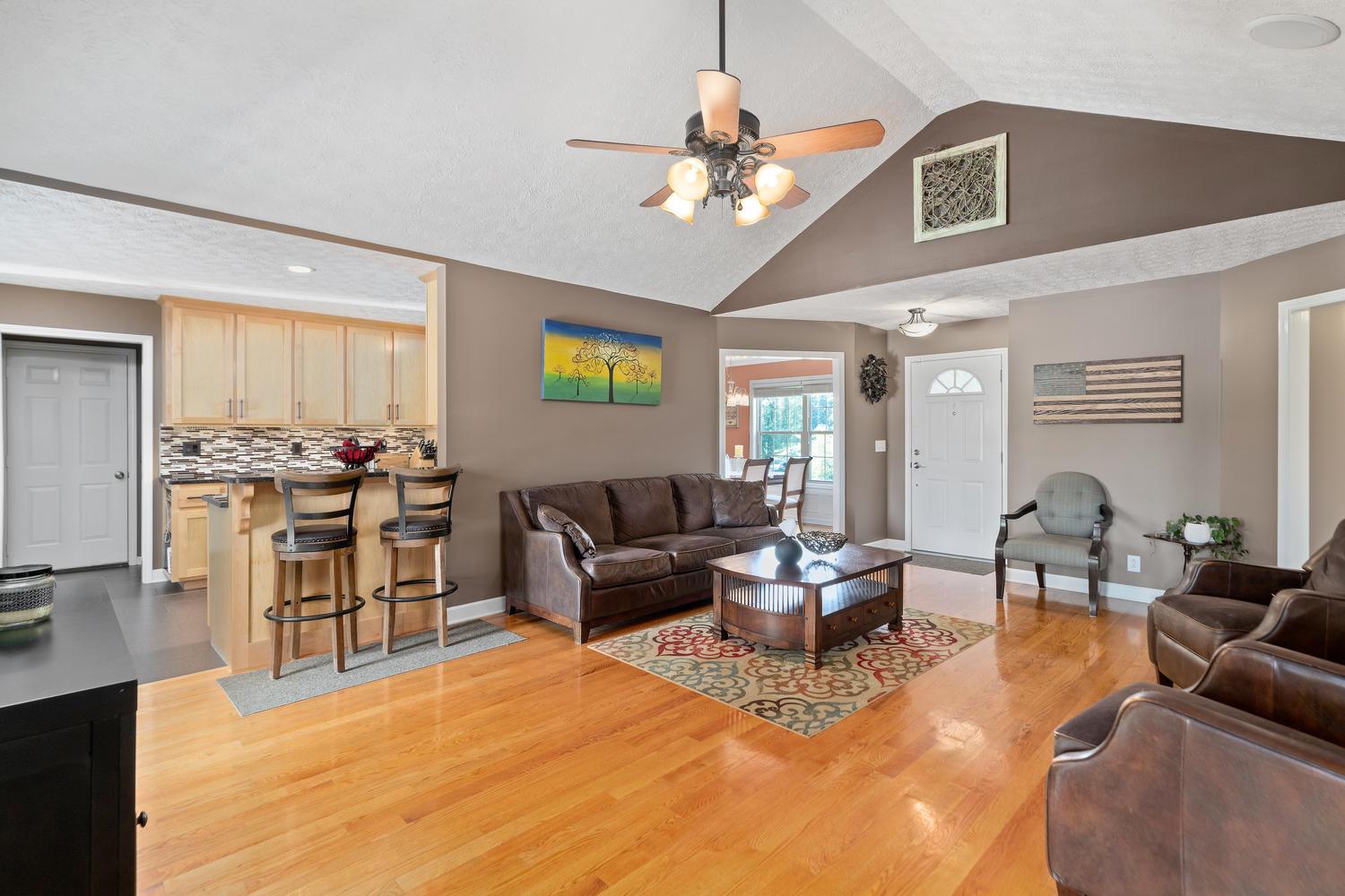 147 Farmer Road Clarksville, TN 37043 - Photo 8 of 30 Gallery Image 8
