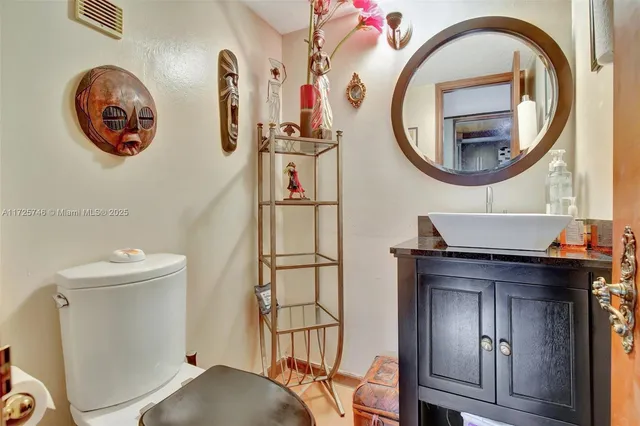 $499,900 | 20606 Northeast 7th Court, Unit 20606, Miami, FL 33179