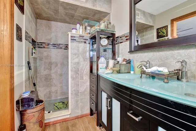 $499,900 | 20606 Northeast 7th Court, Unit 20606, Miami, FL 33179