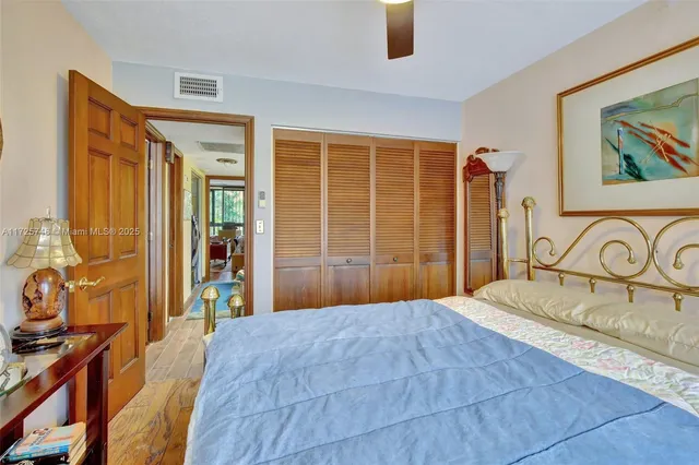 $499,900 | 20606 Northeast 7th Court, Unit 20606, Miami, FL 33179