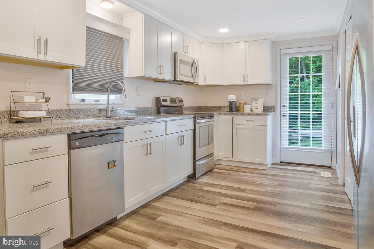 1435 Cox Neck Road Chester, MD 21619 - Photo 8 of 29