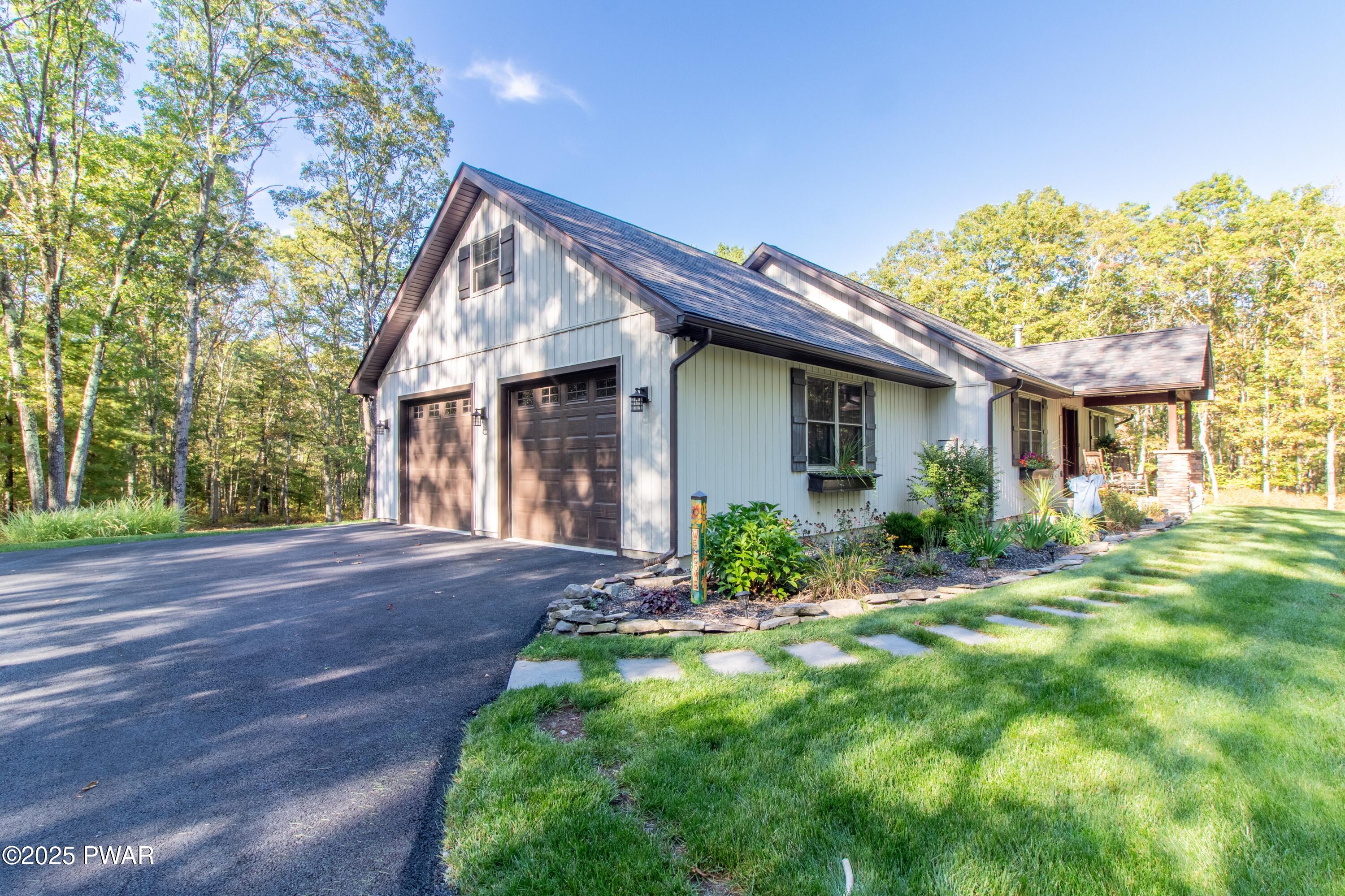 114 Whispering Oaks Road Greeley, PA 18425 - Photo 46 of 56 IMG_1676-HDR