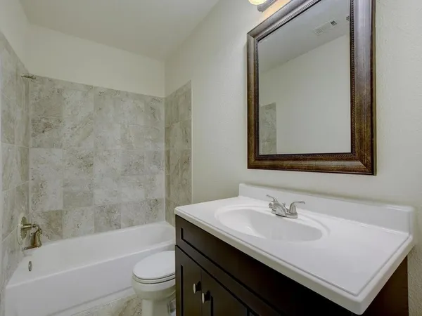 $1,895 | 114 Dana Drive, Hutto, TX 78634