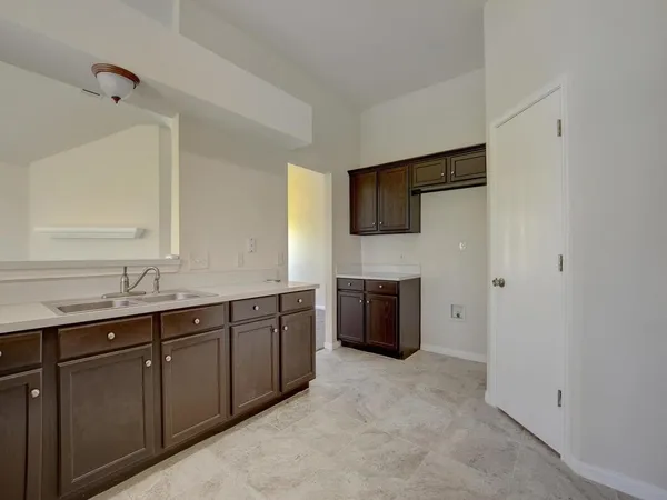 $1,895 | 114 Dana Drive, Hutto, TX 78634