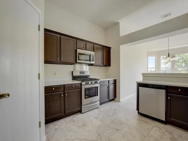 $1,895 | 114 Dana Drive, Hutto, TX 78634