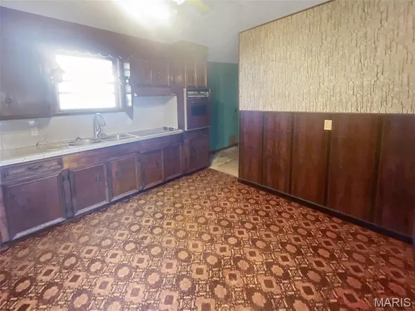 $49,900 | 170 Lee Avenue, Sikeston, MO 63801