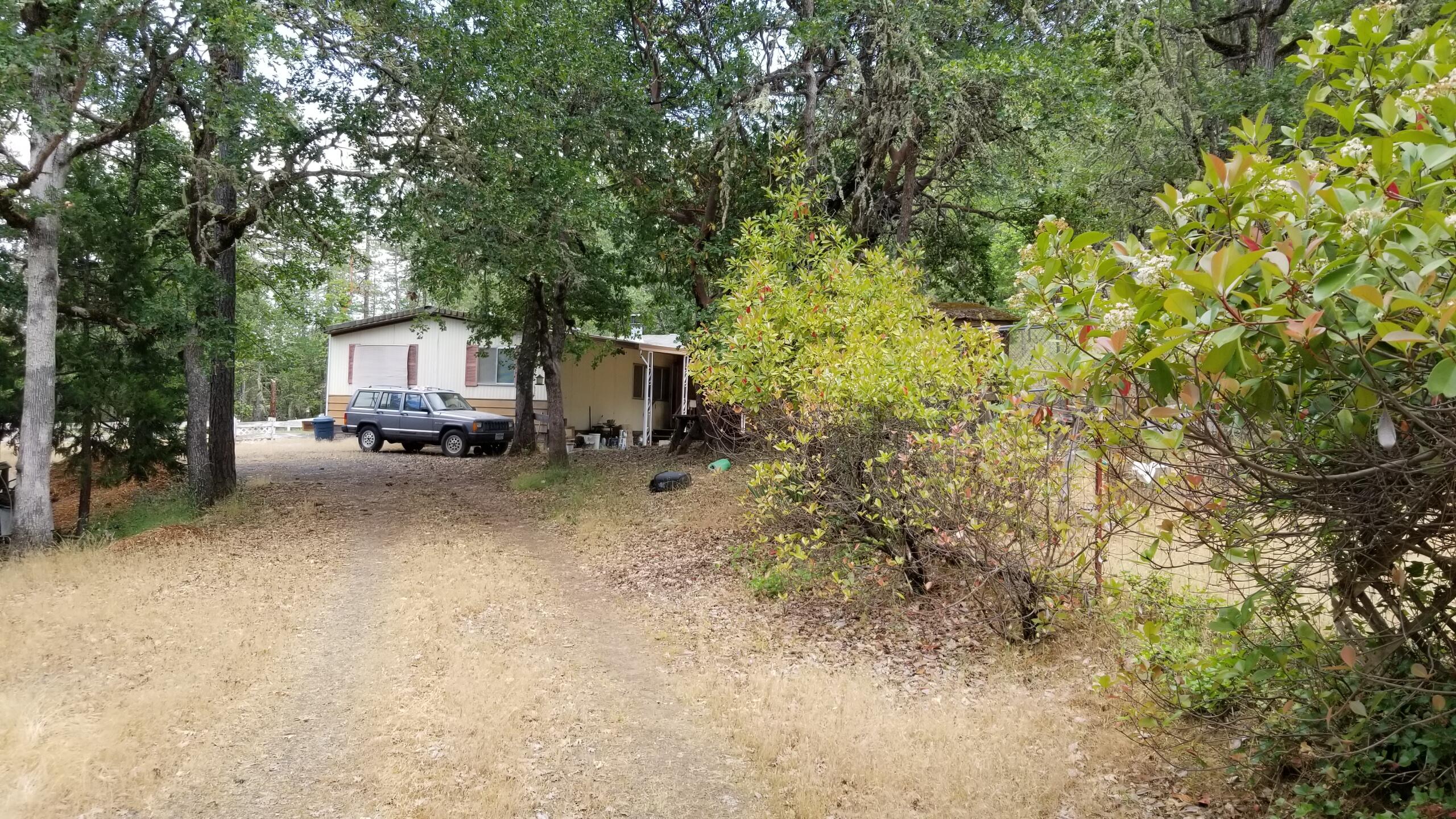 13925 Water Gap Road Williams, OR 97544 - Photo 5 of 26 5 20230608_134015