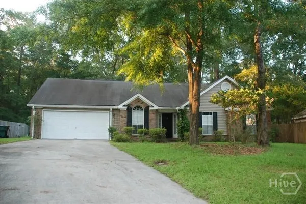 $2,150 | 112 Oak Pointe Trail, Savannah, GA 31419