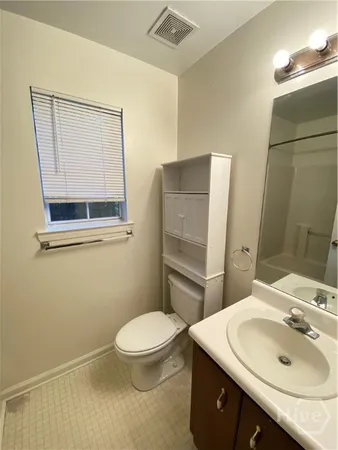 $2,150 | 112 Oak Pointe Trail, Savannah, GA 31419