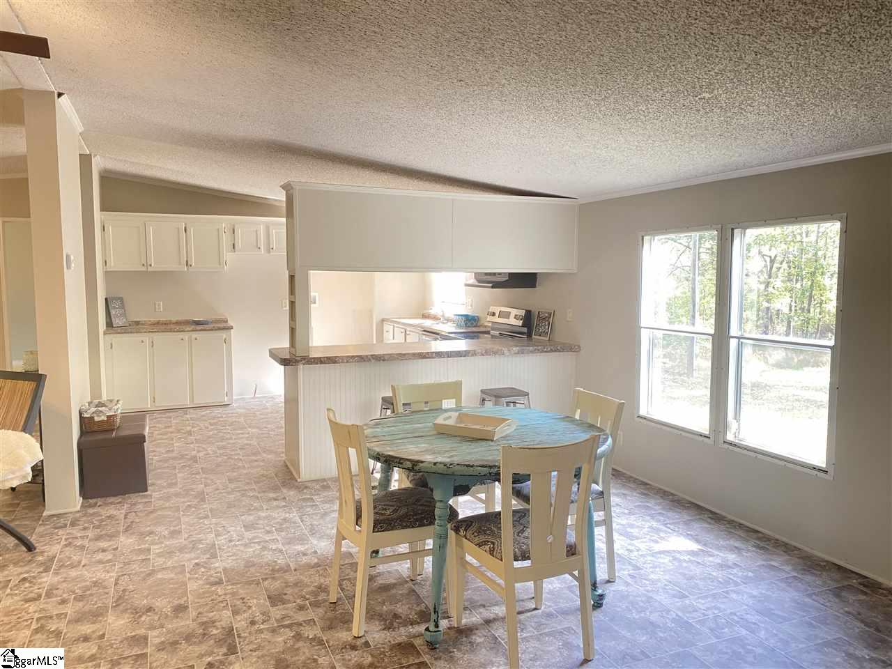441 League Road Gray Court, SC 29645 - Photo 3 of 8 Gallery Image 3