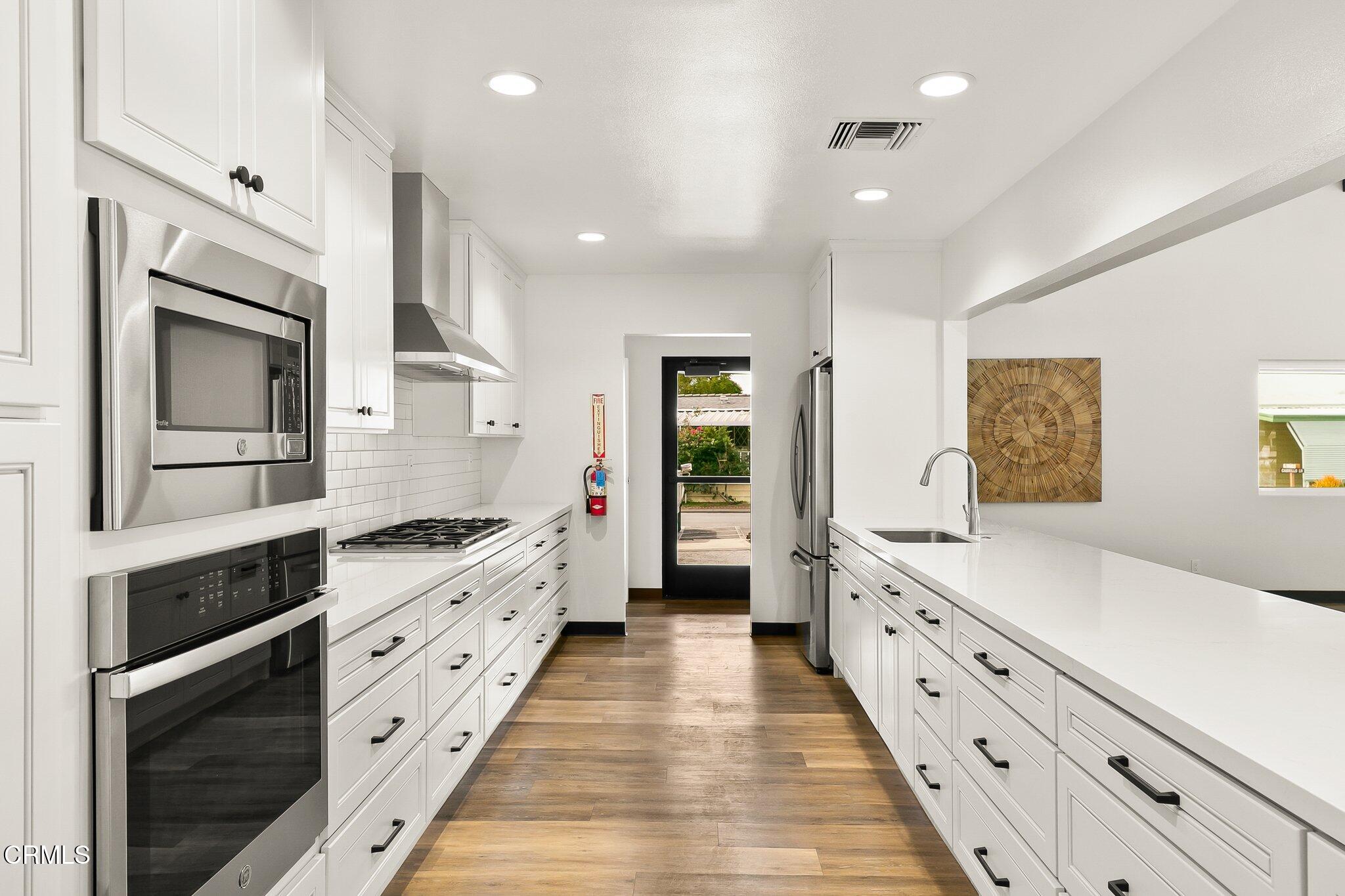 250 East Telegraph Road, Unit 83 Fillmore, CA 93015 - Photo 45 of 49 Community Room Kitchen