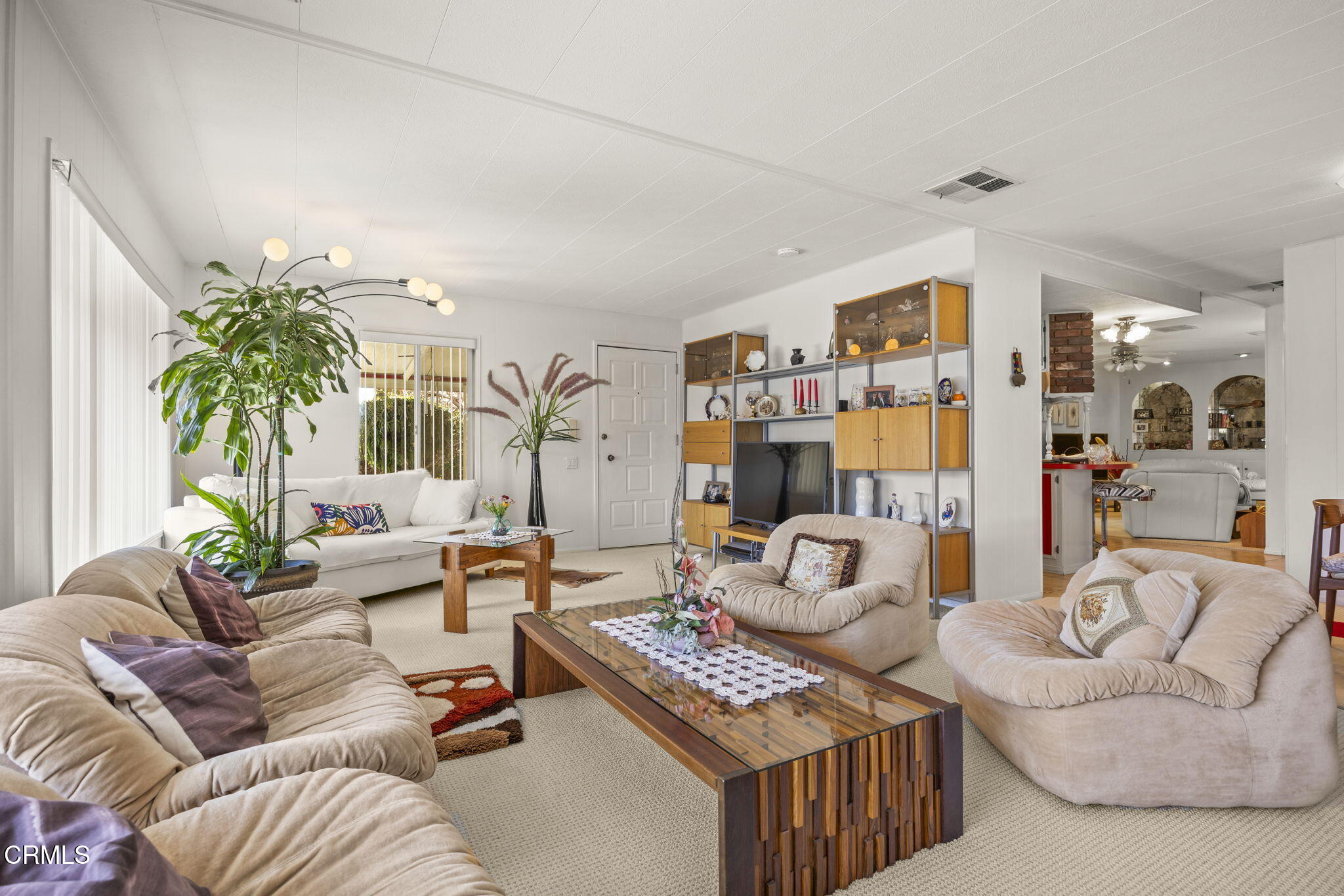 250 East Telegraph Road, Unit 83 Fillmore, CA 93015 - Photo 9 of 49 Living Room