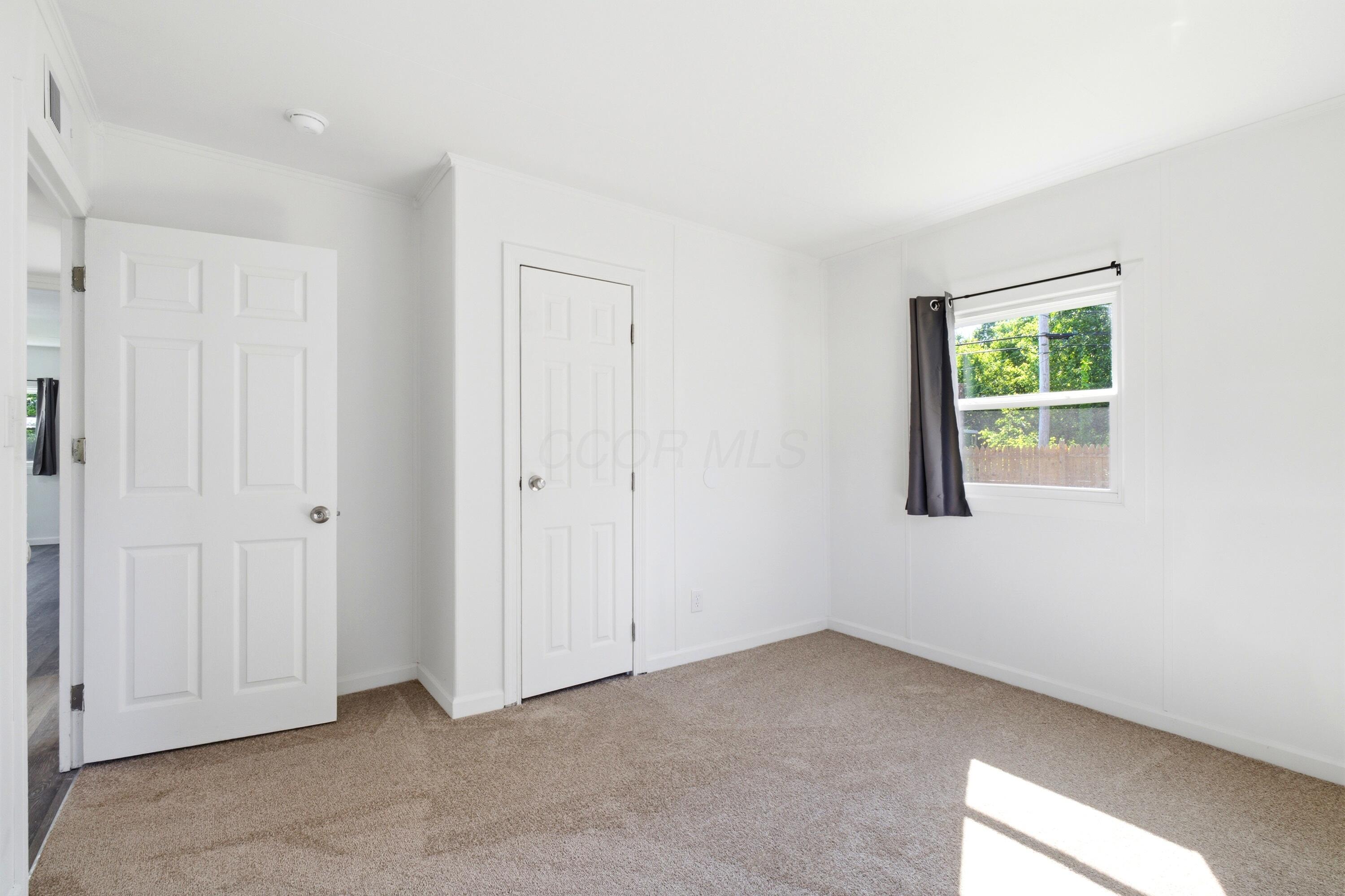 118 South Hampton Road Columbus, OH 43213 - Photo 16 of 29 dsc06459