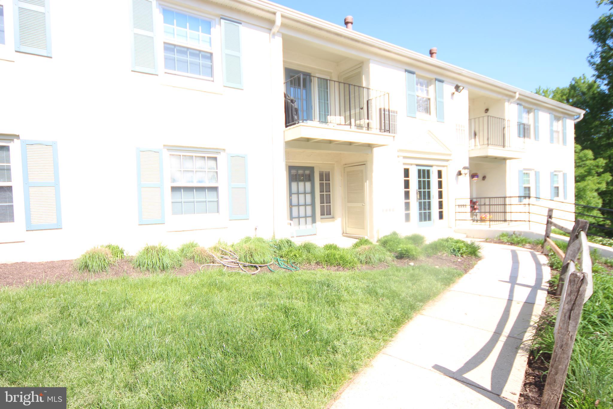 5800 F Torington Drive, Unit 837 Springfield, VA 22152 - Photo 22 of 31 5800 Torington Dr-Unit F Top right