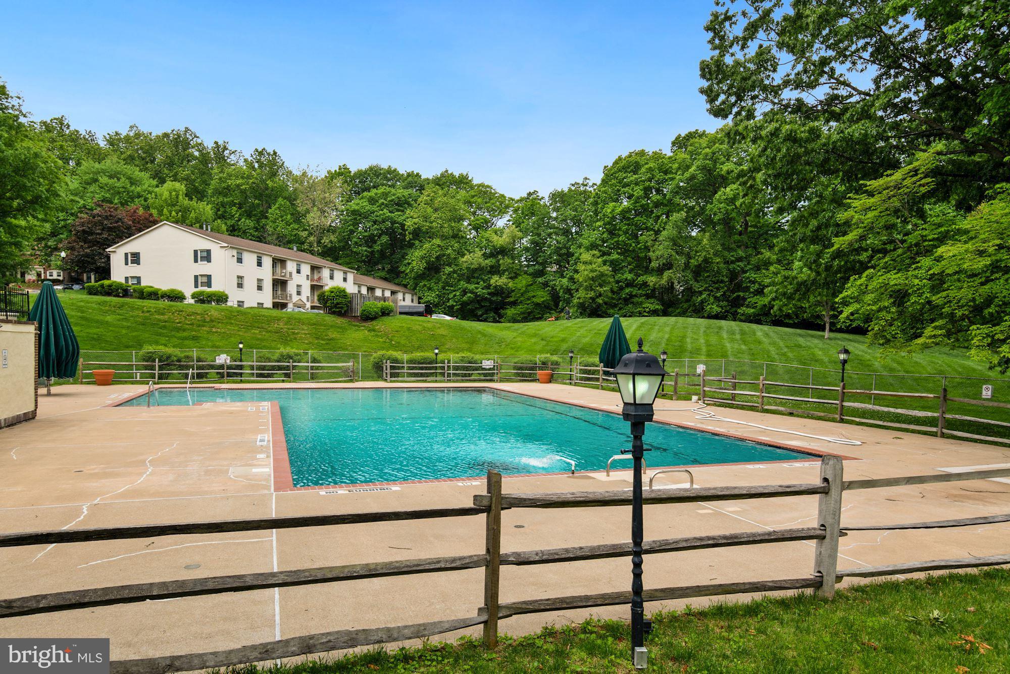 5800 F Torington Drive, Unit 837 Springfield, VA 22152 - Photo 24 of 31 Prince James Pool