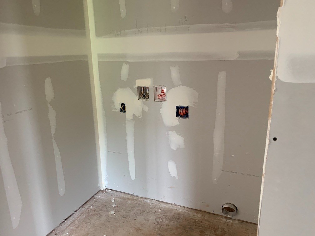 402 Pua Road, Unit 1 Kapaa, HI 96746 - Photo 11 of 14 a view of a bathroom with a shower