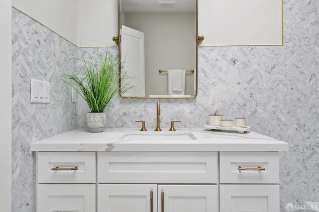 $1,395,000 | 26 Valerton Court, San Francisco, CA 94112