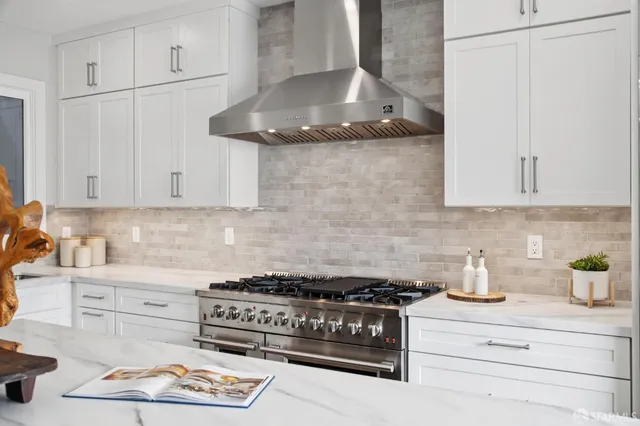 $1,395,000 | 26 Valerton Court, San Francisco, CA 94112