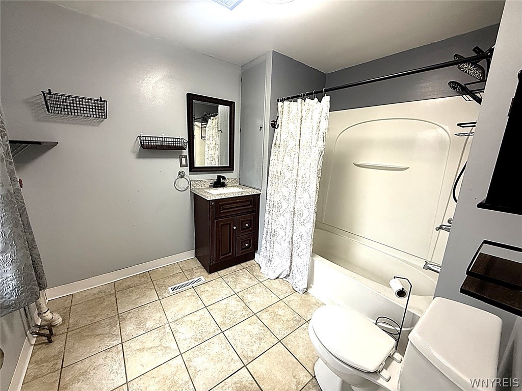 29 York Street Evans, NY 14006 - Photo 15 of 48 Lower unit bathroom
