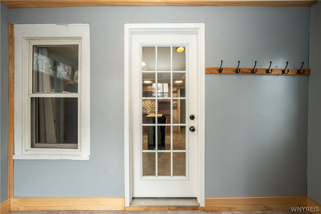 29 York Street Evans, NY 14006 - Photo 20 of 48 Mudroom Lower unit