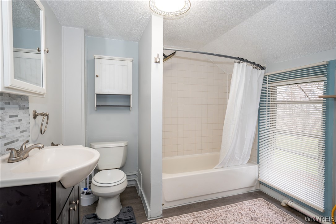 29 York Street Evans, NY 14006 - Photo 25 of 48 Upper unit bathroom