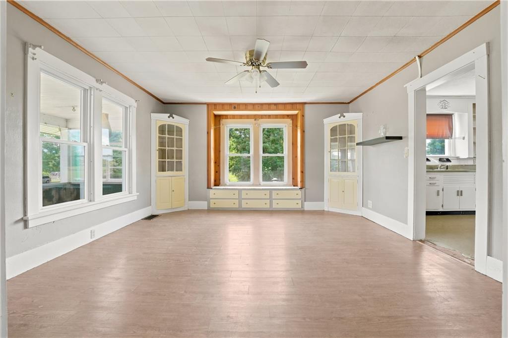 729 Mercer Road Greenville, PA 16125 - Photo 2 of 28