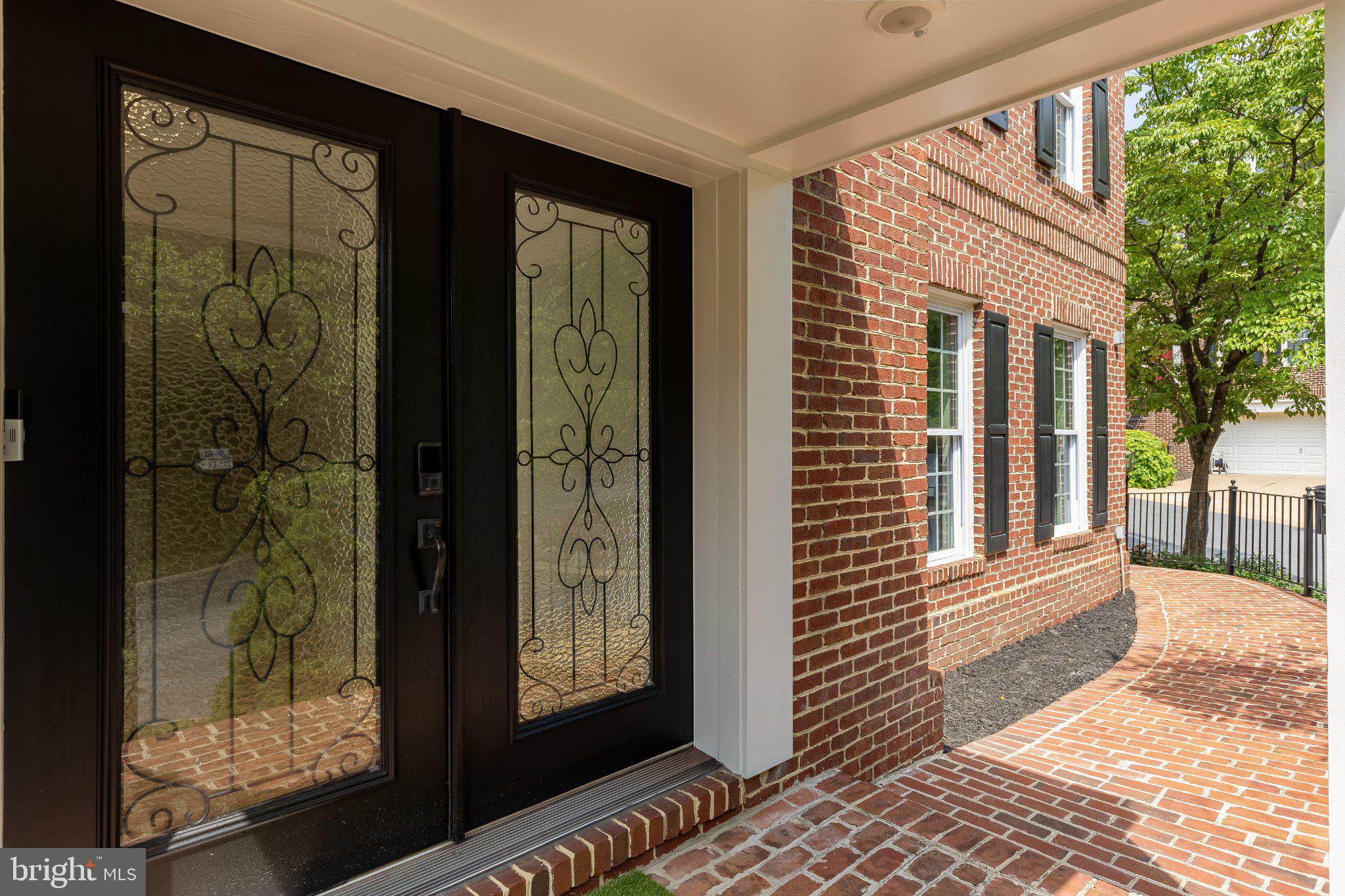 2116 21st Road North Arlington, VA 22201 - Photo 4 of 56 Gallery Image 4