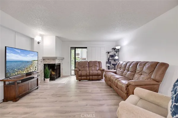 $390,000 | 254 East Fern Avenue, Unit 107, Redlands, CA 92373